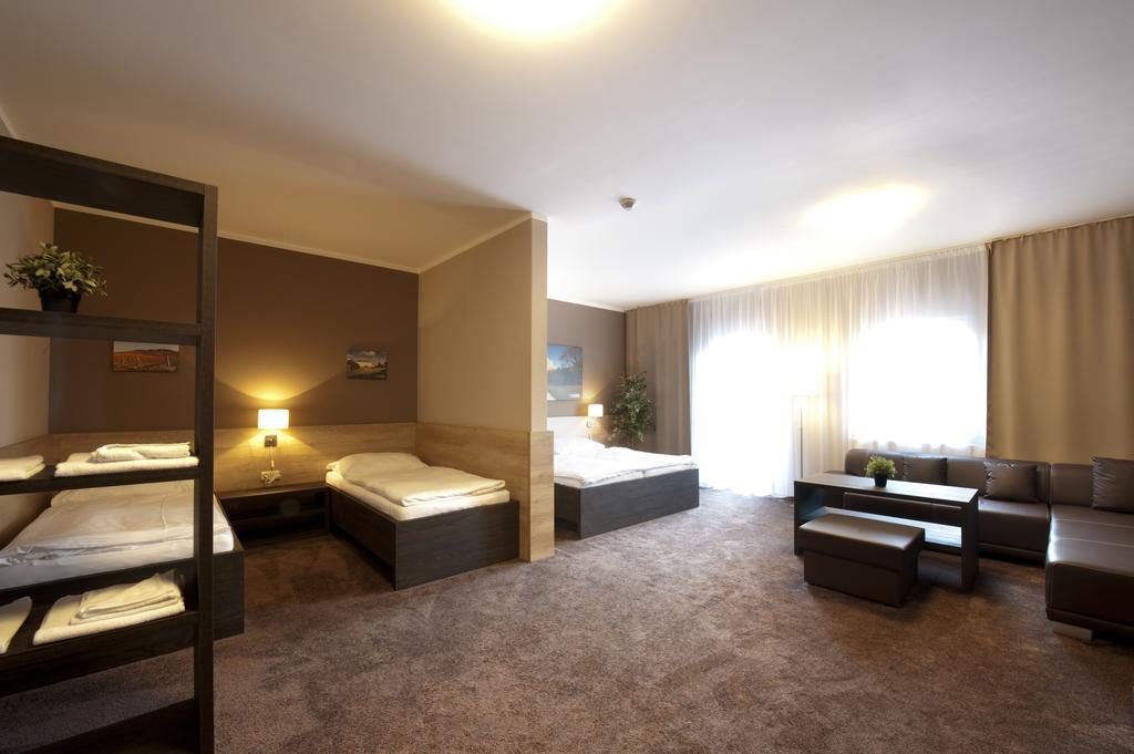 Vinarstvi U Kaplicky Hotel Zajeci Room photo