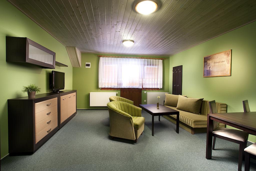 Vinarstvi U Kaplicky Hotel Zajeci Room photo